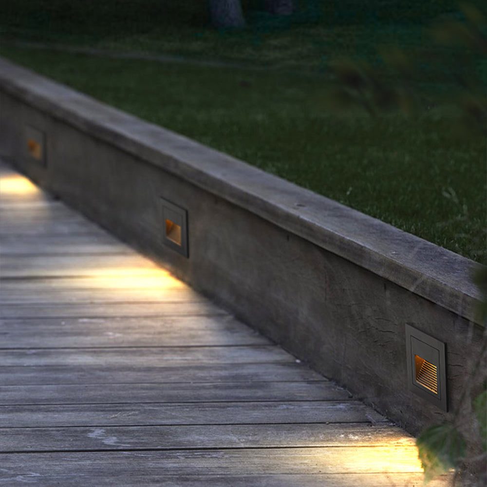 Ray Modern Metal Square Outdoor Deck/Step Light, Black - Hey Lighting