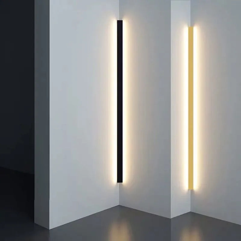 Gravo Minimalist Linear Metal/Acrylic Wall Lamp, Gold/Black/White - Hey Lighting