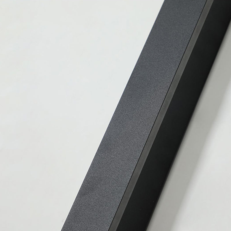 Silex Linear Outdoor Wall Lamp - Hey Lighting