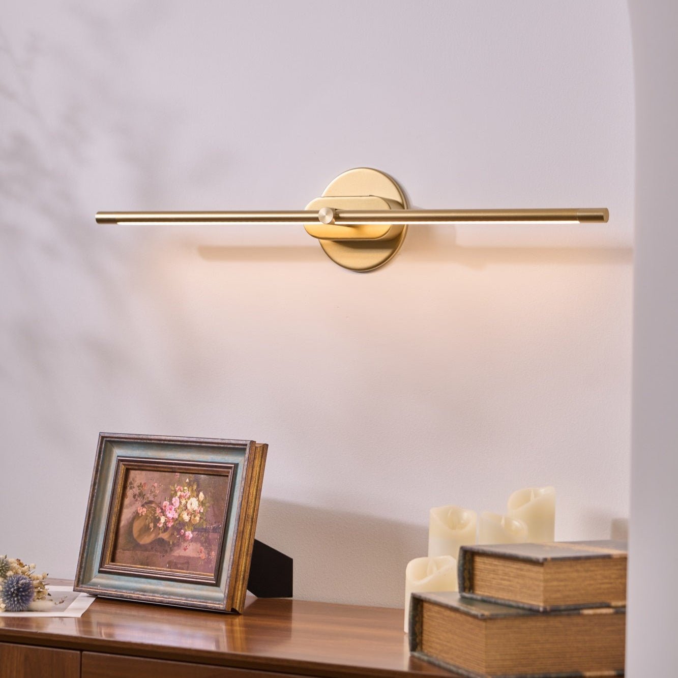 Flano Cordless Linear LED Wall Light – product view