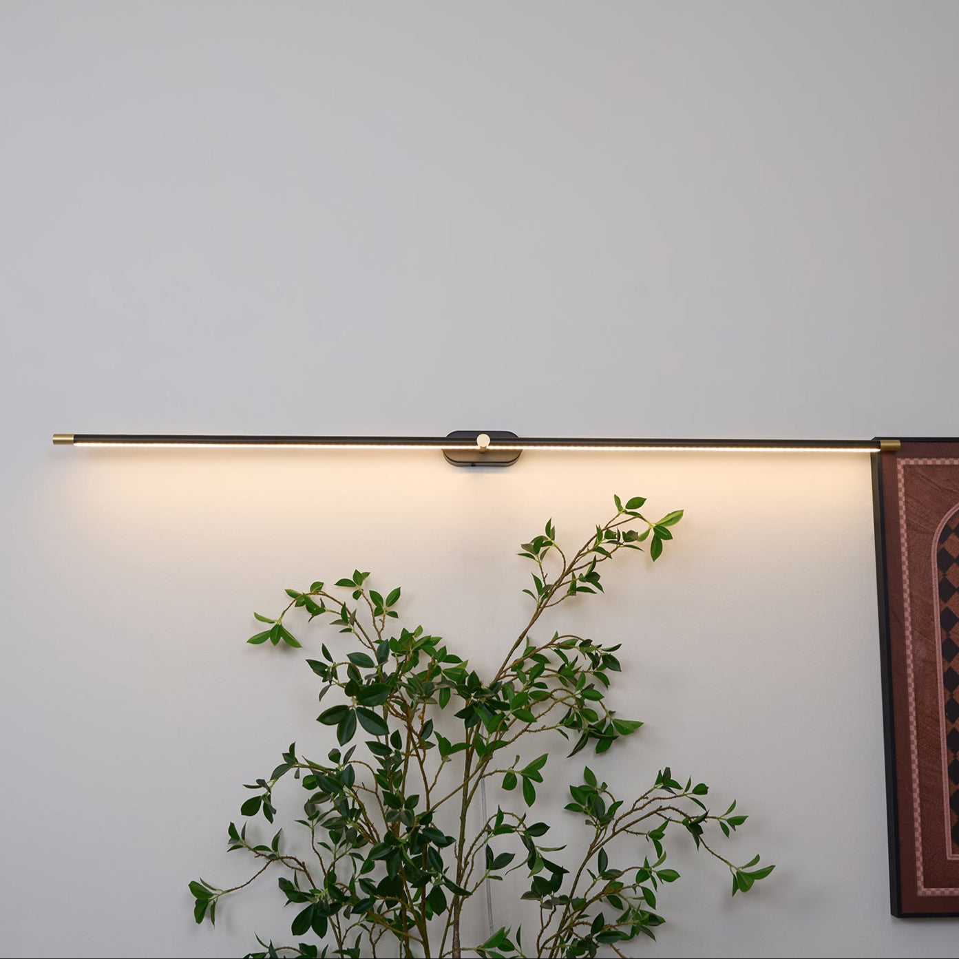Flano Cordless Linear LED Wall Light – product view