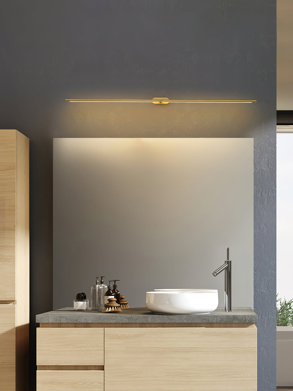 Flano Cordless Linear LED Wall Light – product view