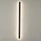 Vynn Linear Outdoor Wall Lamp - Hey Lighting